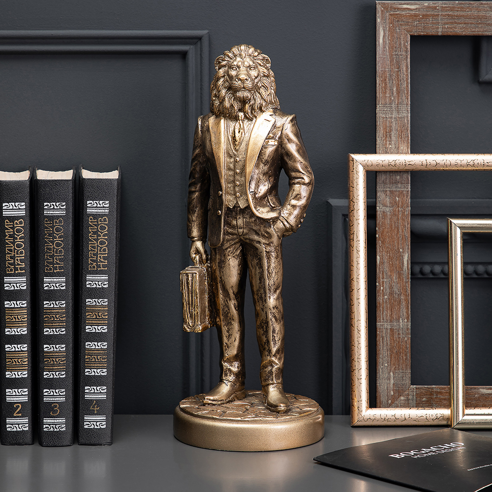 Статуэтка Лев Бизнесмен 