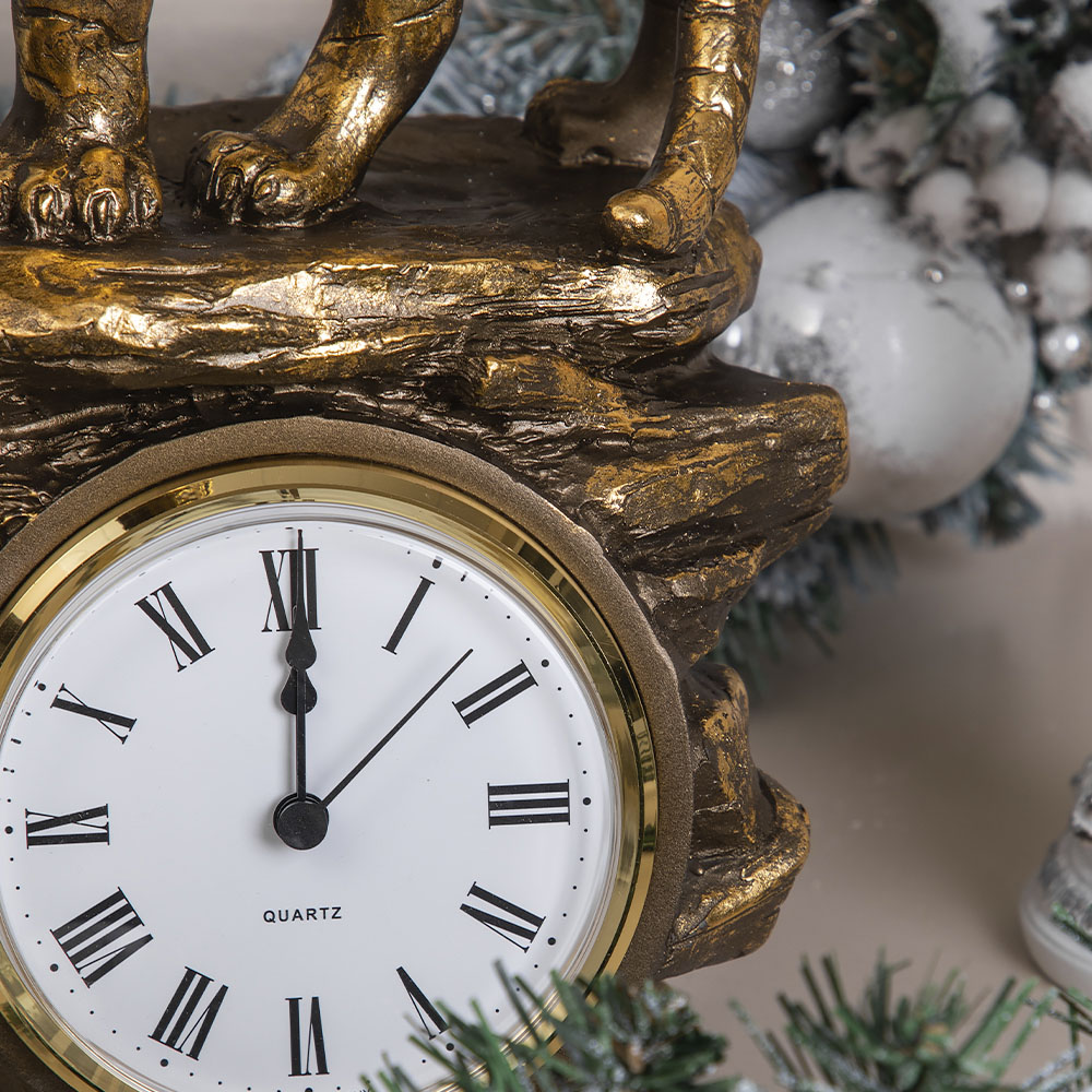 Часы настольные Тигр