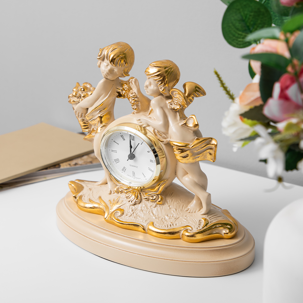 Часы настольные Путти
