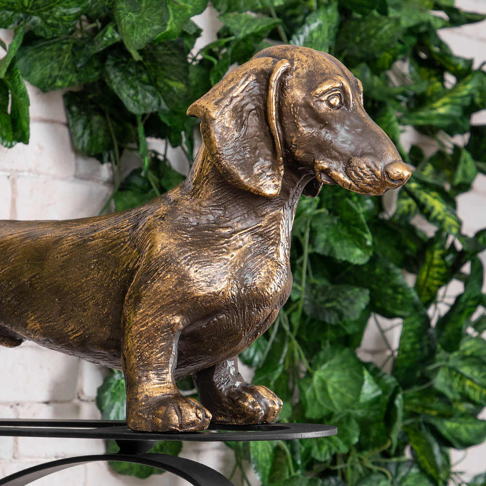 Кронштейн для цветов Такса с ковкой