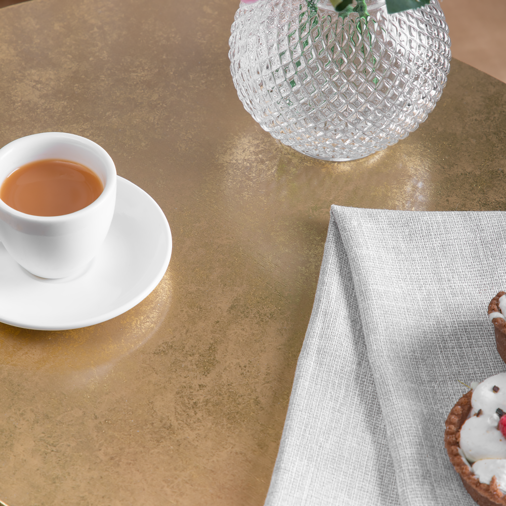 Столик приставной Олива