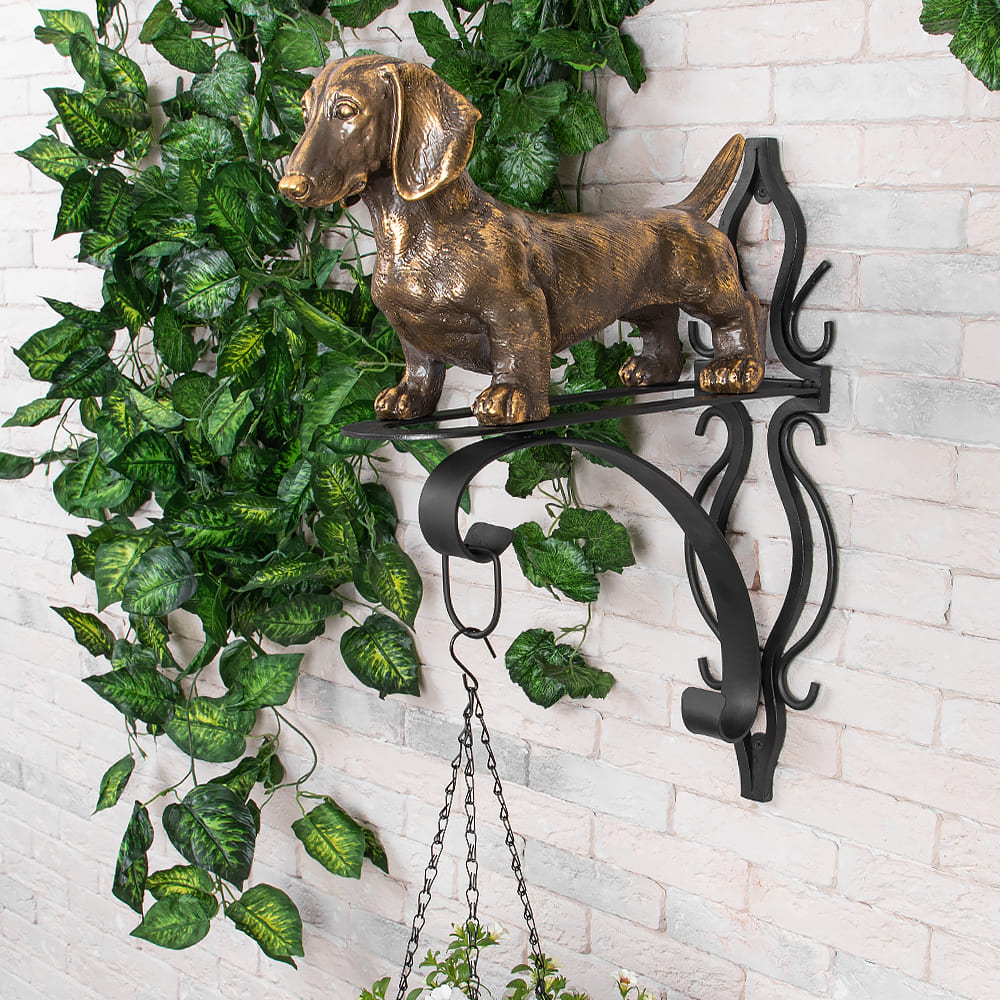 Кронштейн для цветов Такса с ковкой