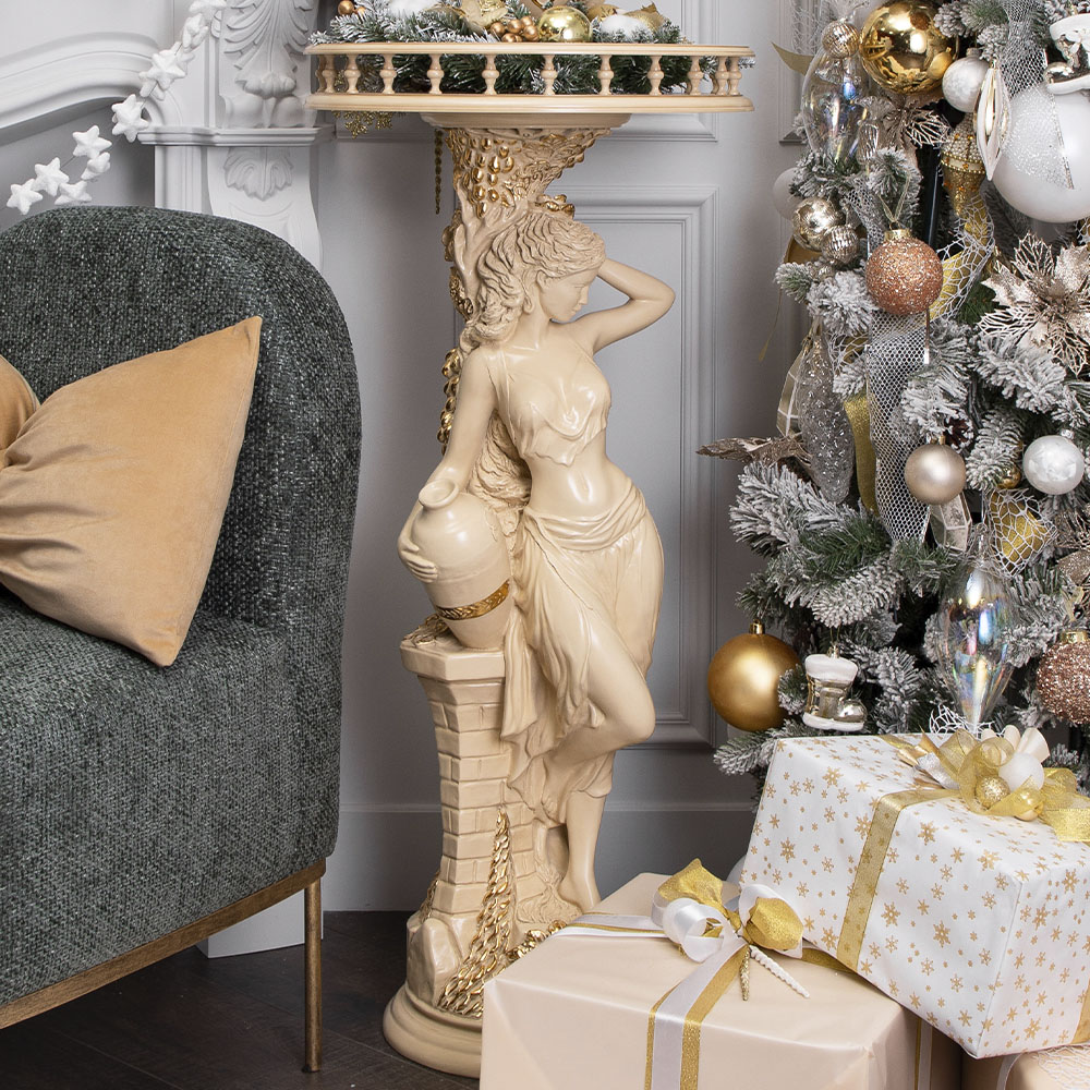 Подставка декоративная Девушка с кувшином