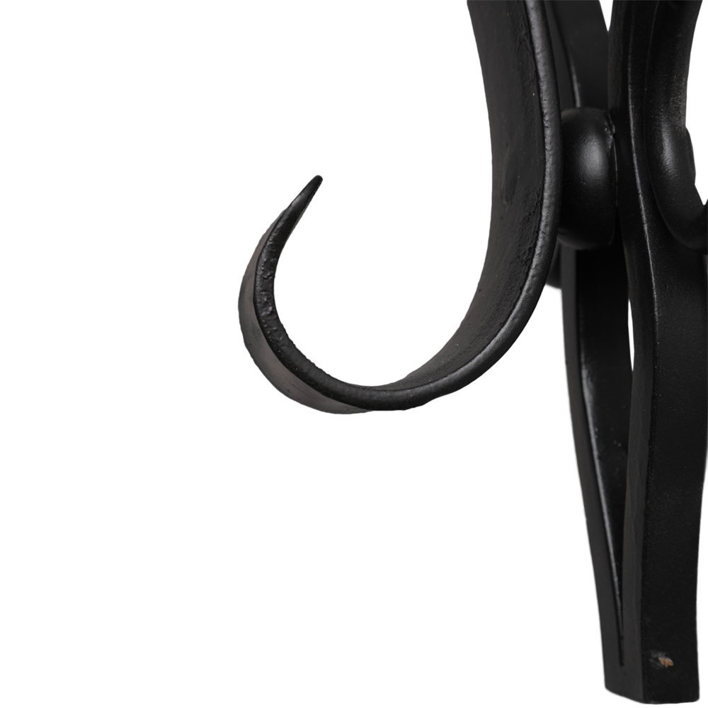 Кронштейн для цветов Такса с ковкой