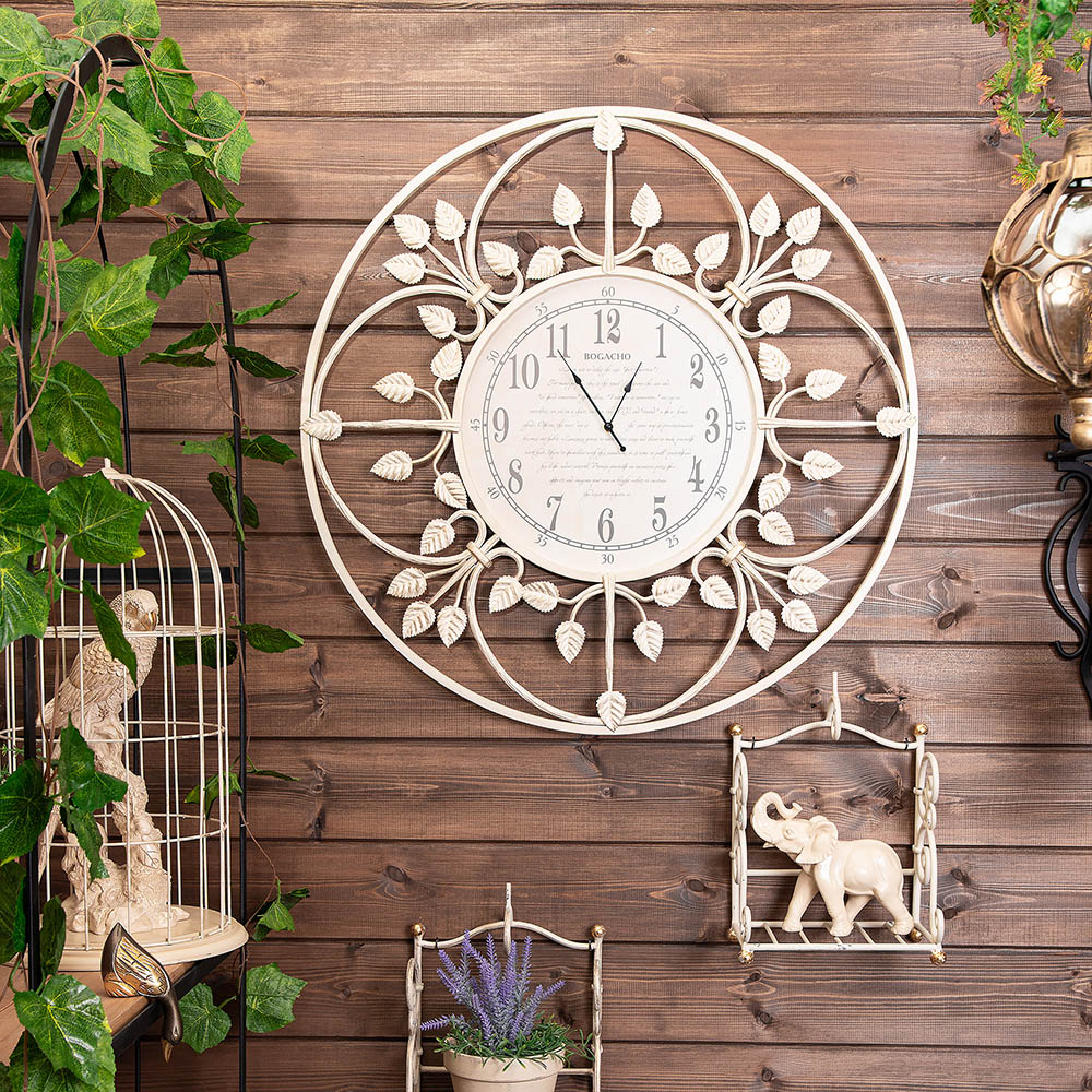 Часы настенные Старый город большие 