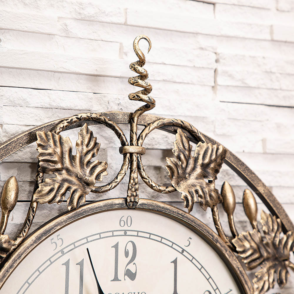 Часы настенные Первое свидание