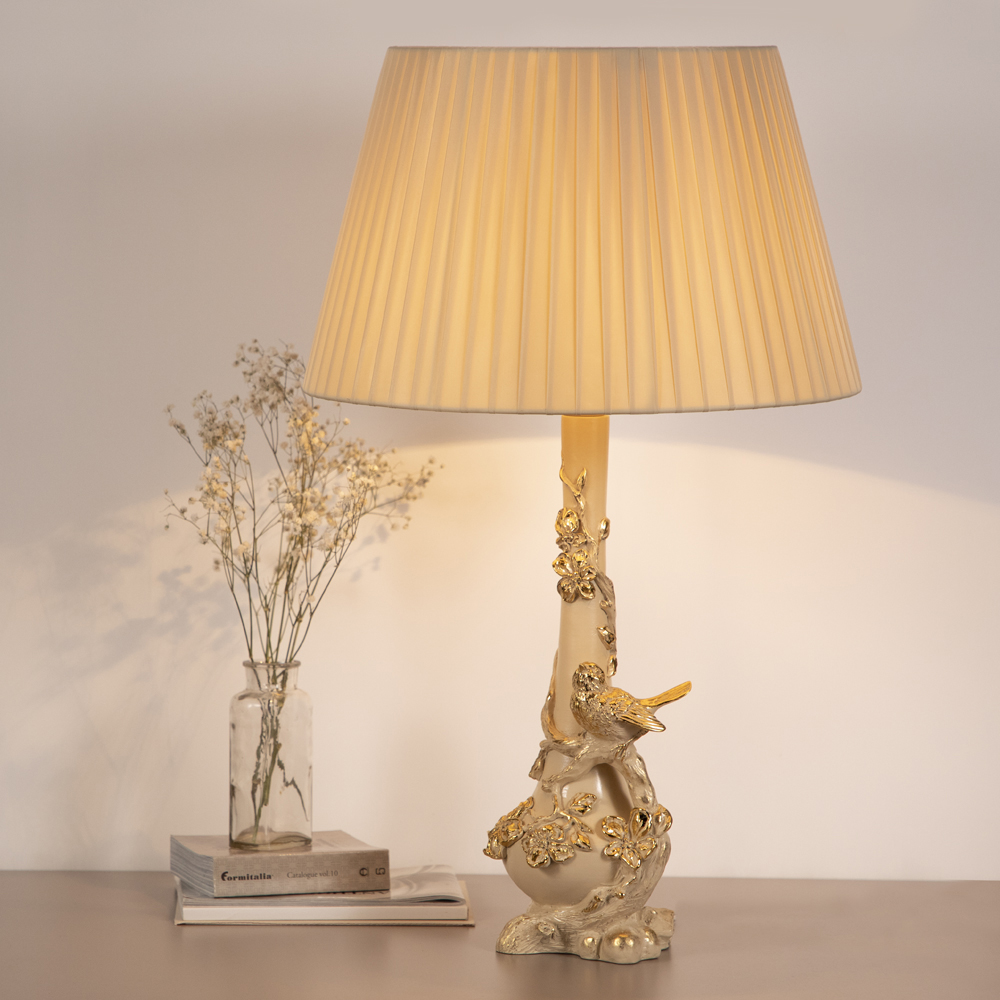 Настольная лампа Атмосфера с абажуром Шик