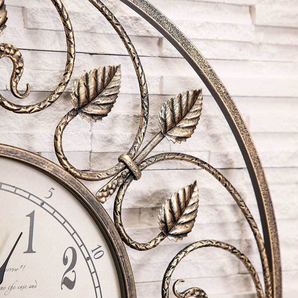 Часы настенные Старый город малые 