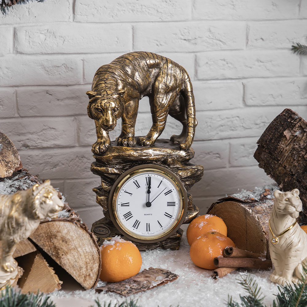 Часы настольные Тигр