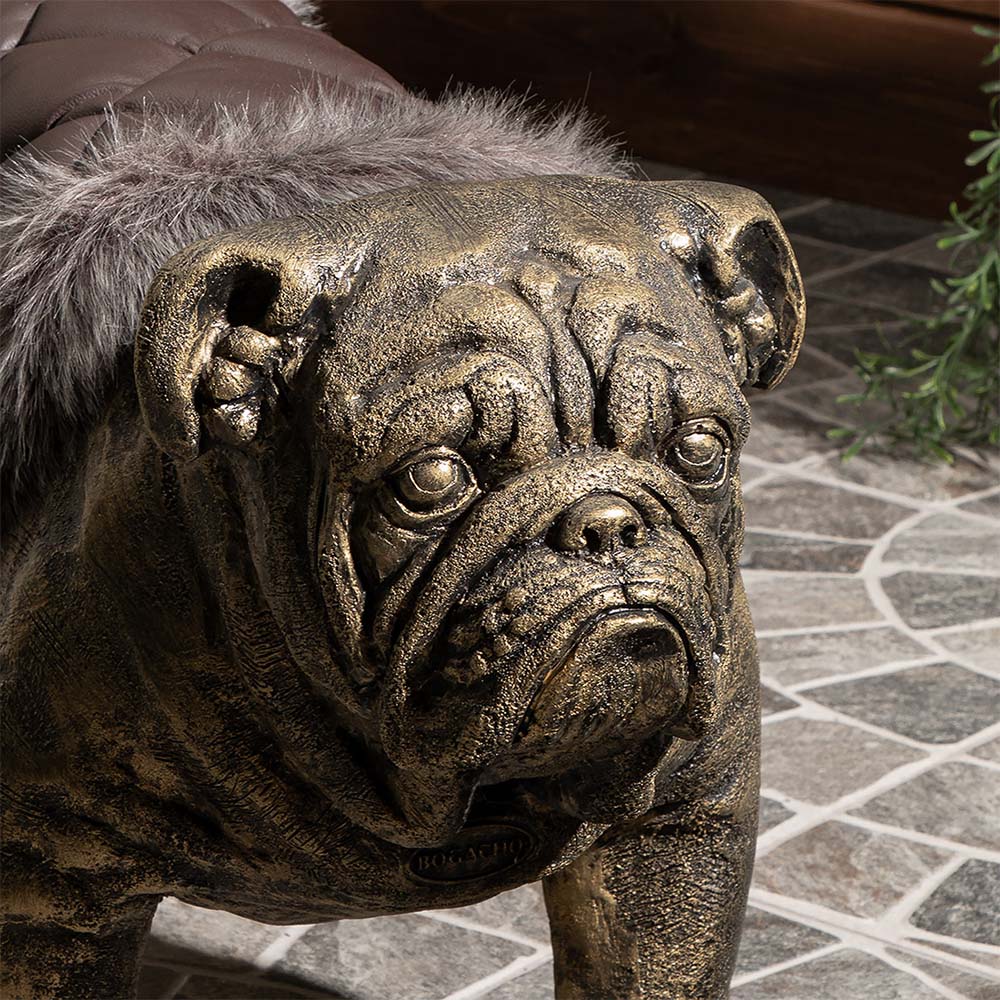Декоративная садовая фигура Сэр Винстон Бульдог с накидкой