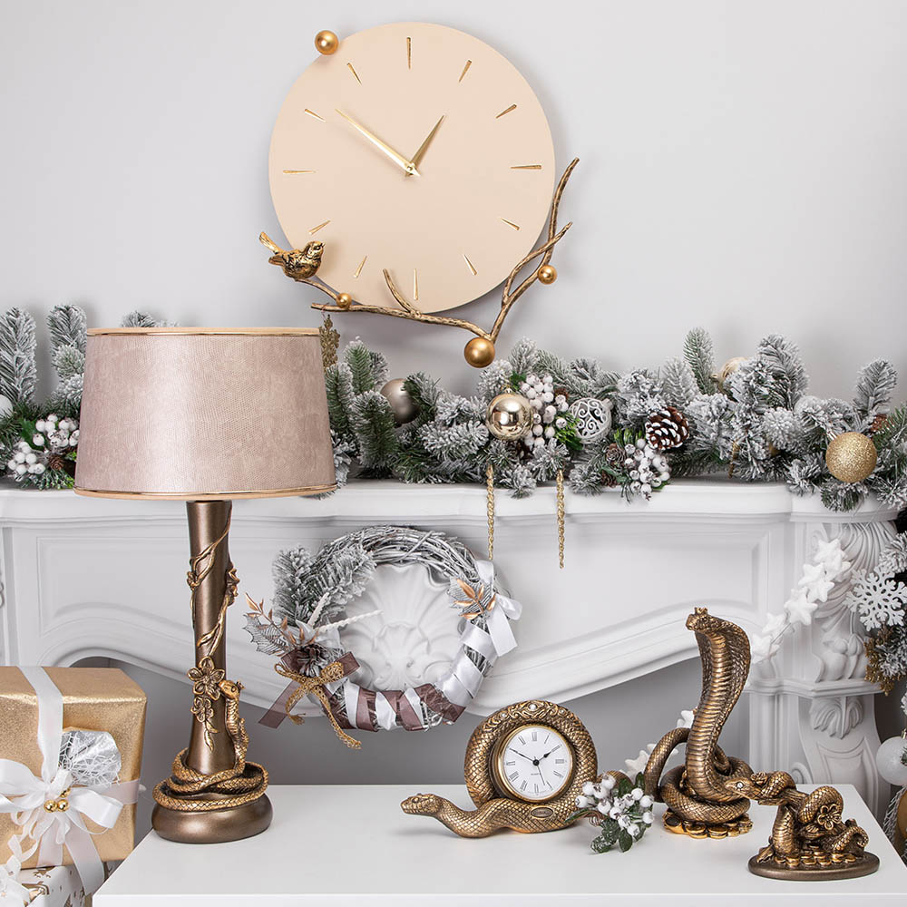 Часы настольные Змея Линда