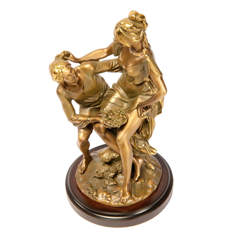 Статуэтка Венок и фрукты 