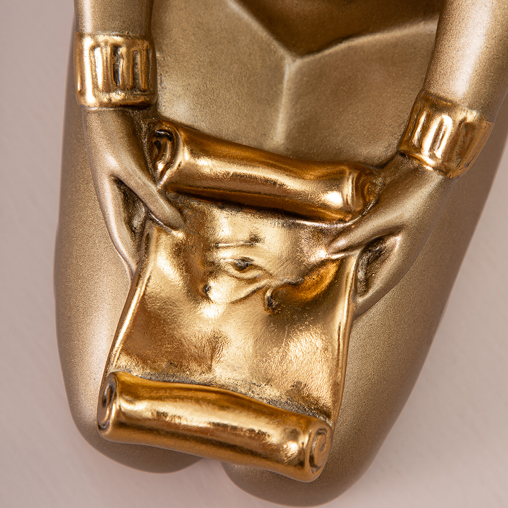 Статуэтка Девушка с папирусом 