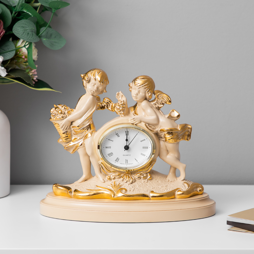 Часы настольные Путти