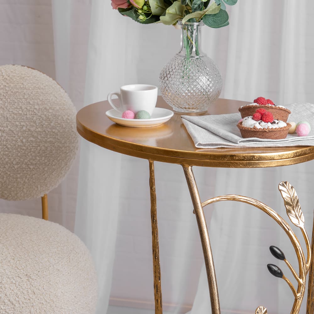 Столик приставной Олива