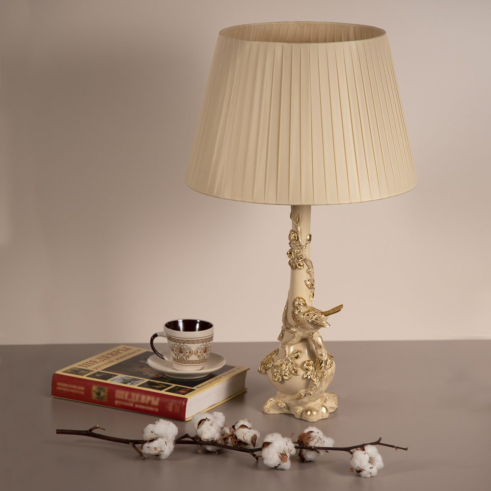 Настольная лампа Атмосфера с абажуром Шик