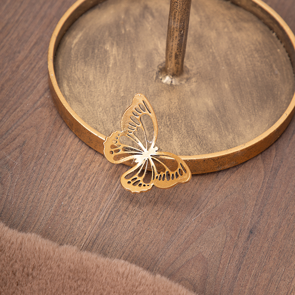 Зонтница Полет бабочки